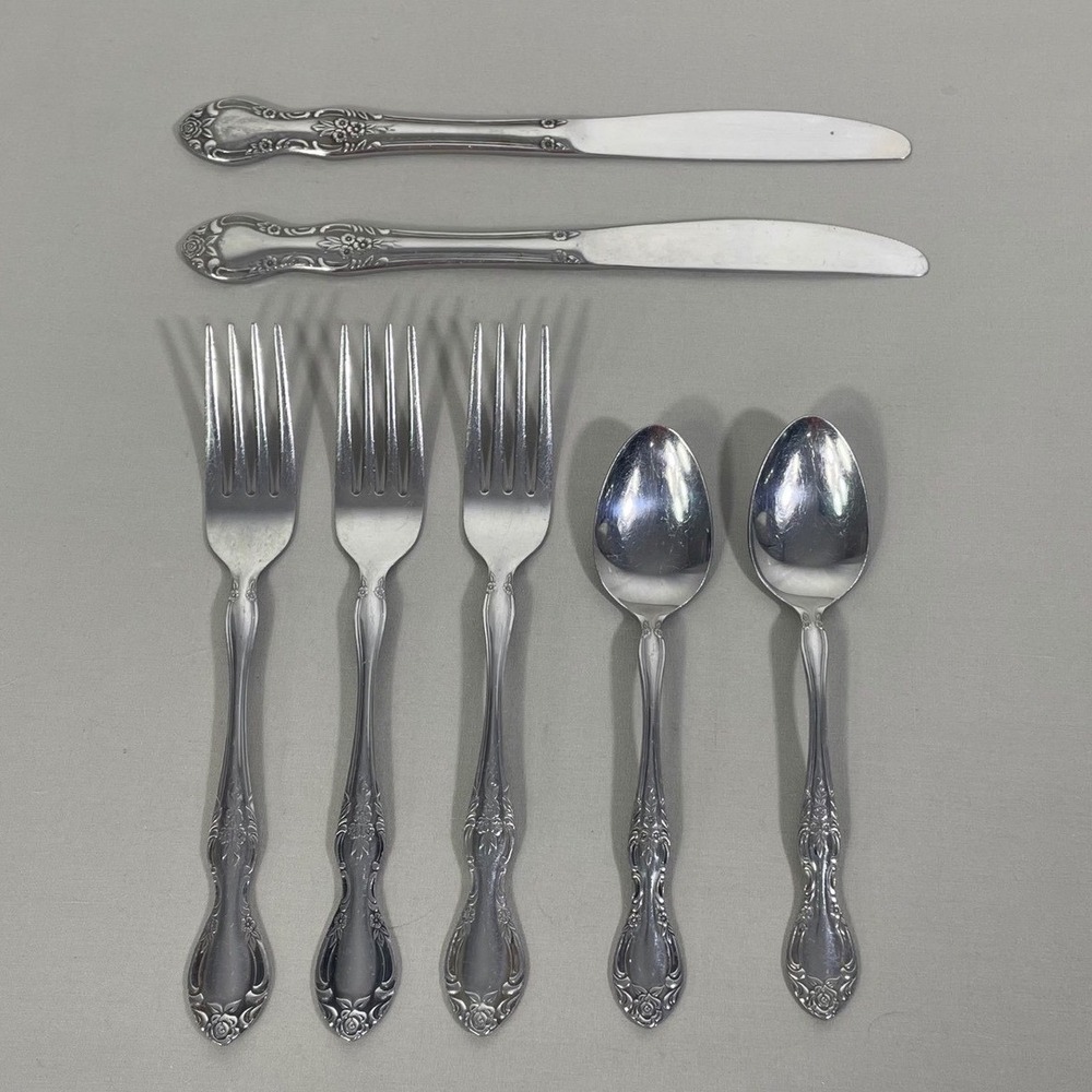 Reed & Barton Rebacraft Candace-Andrea Stainless Steel 7 Piece Flatware Floral